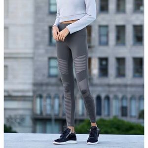 Alo Moto Leggings